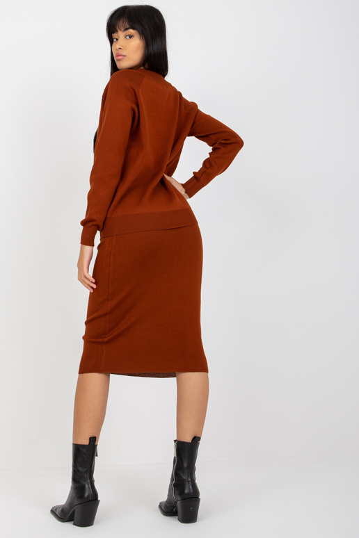 Tmavě hnědý pletený ležérní set s šaty