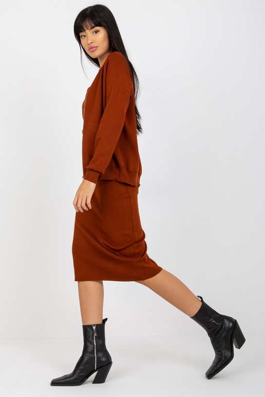 Tmavě hnědý pletený ležérní set s šaty