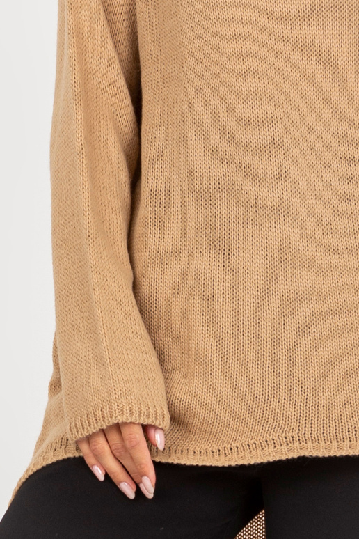 Oversized velbloudí svetr s... Oversized velbloudí svetr s...