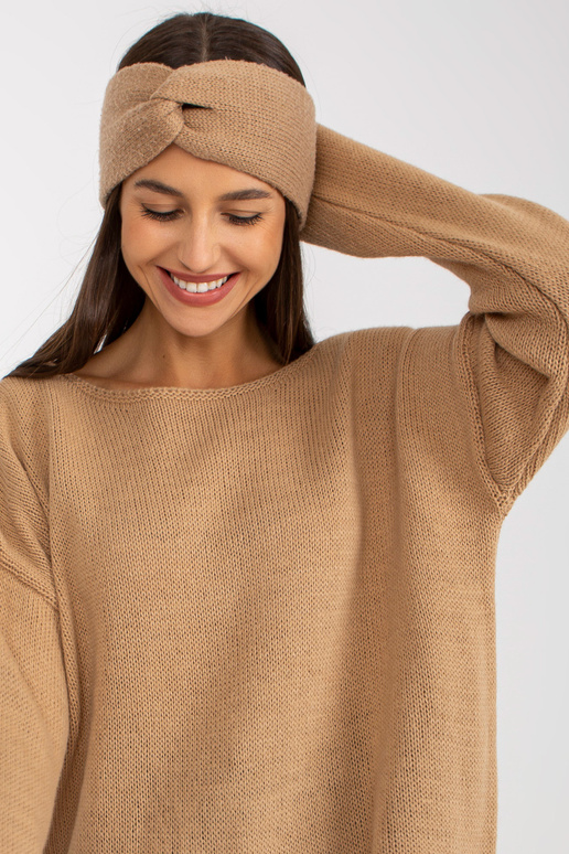 Oversized velbloudí svetr s... Oversized velbloudí svetr s...