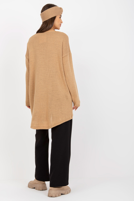 Oversized velbloudí svetr s... Oversized velbloudí svetr s...