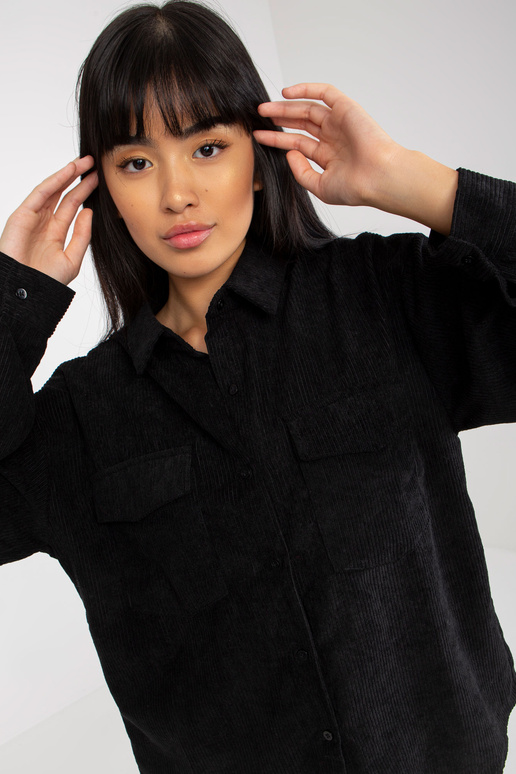 Černá košile s knoflíky z manšestru