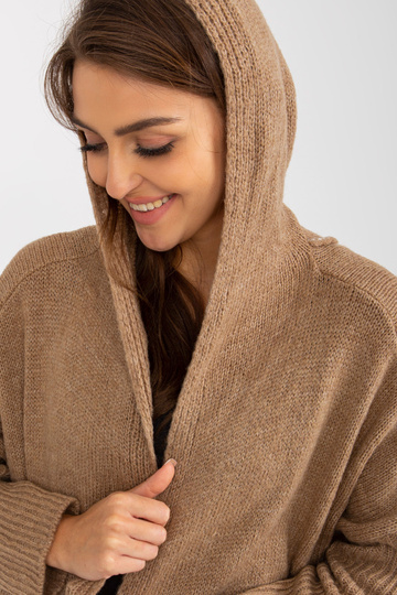 Tmavě béžový pletený...