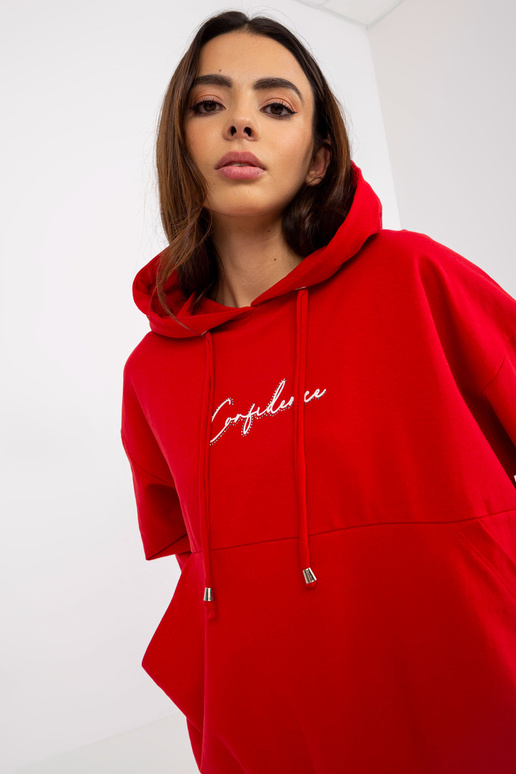 Rotes zweiteiliges Jogging-Set s... Rotes zweiteiliges Jogging-Set s...