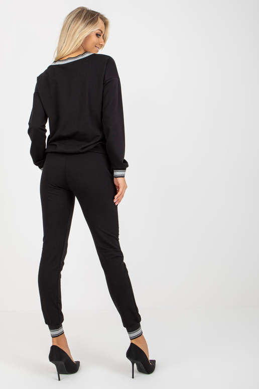 Schwarzes zweiteiliges Joggingset s...