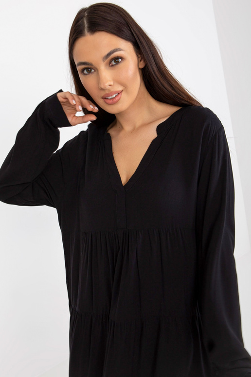 Czarna boho sukienka z falbaną i...