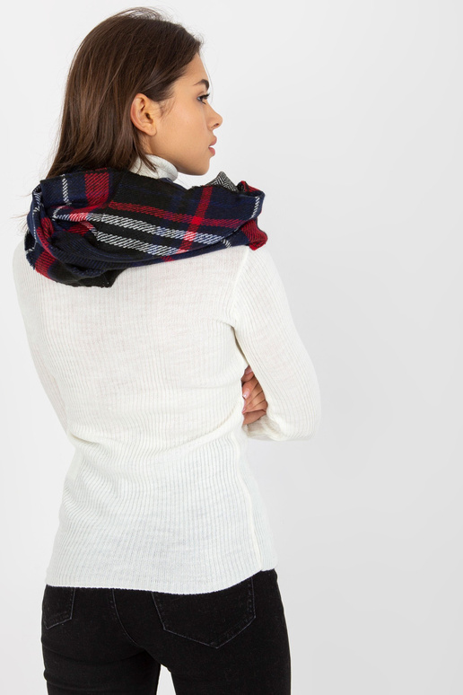 Tmavě modrý a červený kostkovaný...