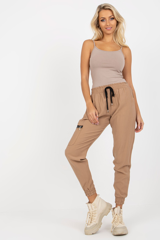 Camelfarbene Cargo-Jogginghose mit...