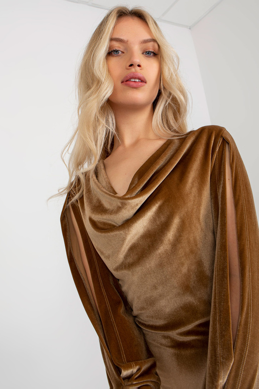 Camelowa welurowa sukienka koktajlowa...