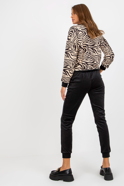 Béžová a černá Veloursset mit... Béžová a černá Veloursset mit...