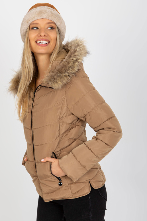 Camel přechodná bunda s kožíškem na...