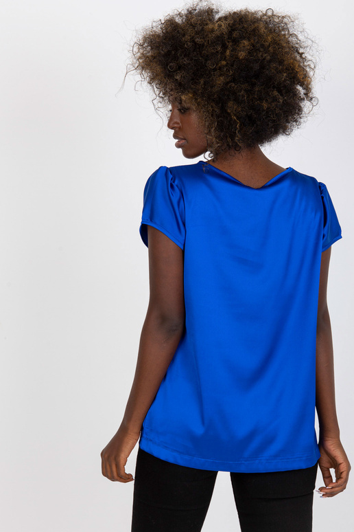 Tmavě modrá hladká halenka s kulatým...