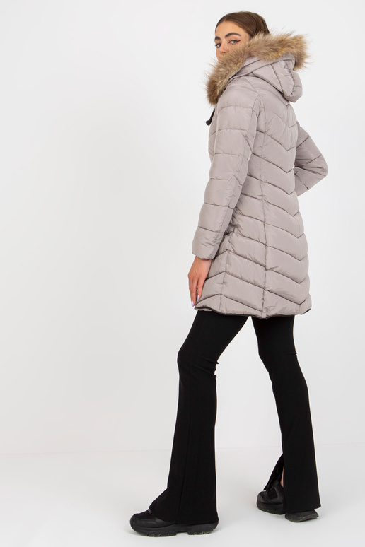 Tmavě béžová prošívaná zimní bunda s... Tmavě béžová prošívaná zimní bunda s...