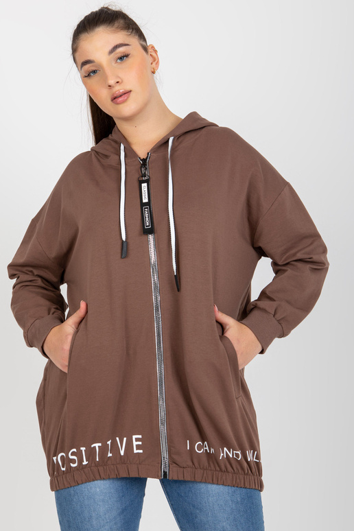Hnědá mikina větší velikosti s titulky