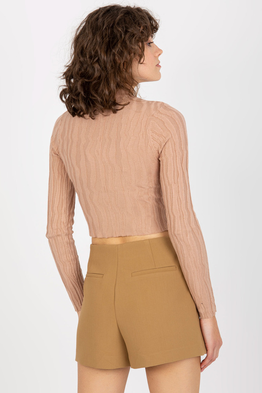 Tmavě béžový vypasovaný krátký svetr...