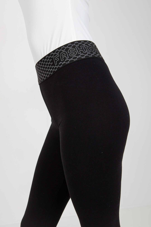 Černé ležérní legíny s elastickým pasem