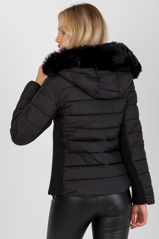 Černá prošívaná přechodová bunda s... Černá prošívaná přechodová bunda s...