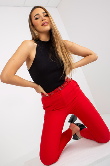 Červené oblekové látkové... 2