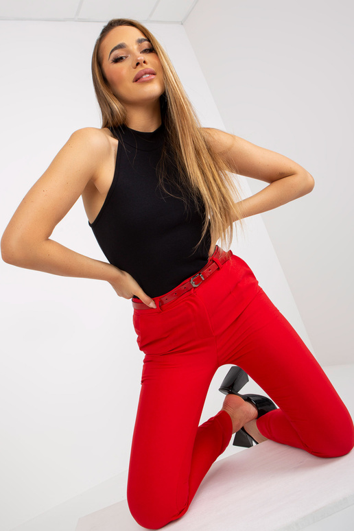 Červené oblekové látkové kalhoty s... Červené oblekové látkové kalhoty s...