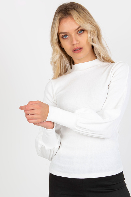 Bílá žebrovaná halenka s širokým...