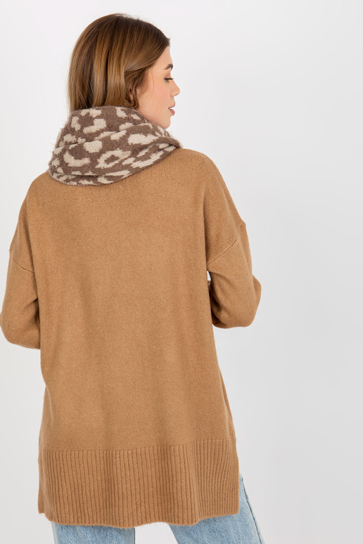 Tmavě béžový světle béžový zimní...