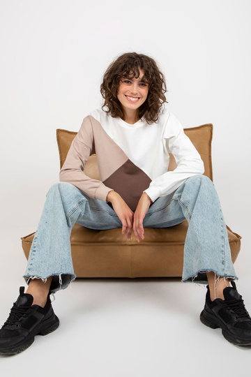 Bílá a hnědá základní... 2