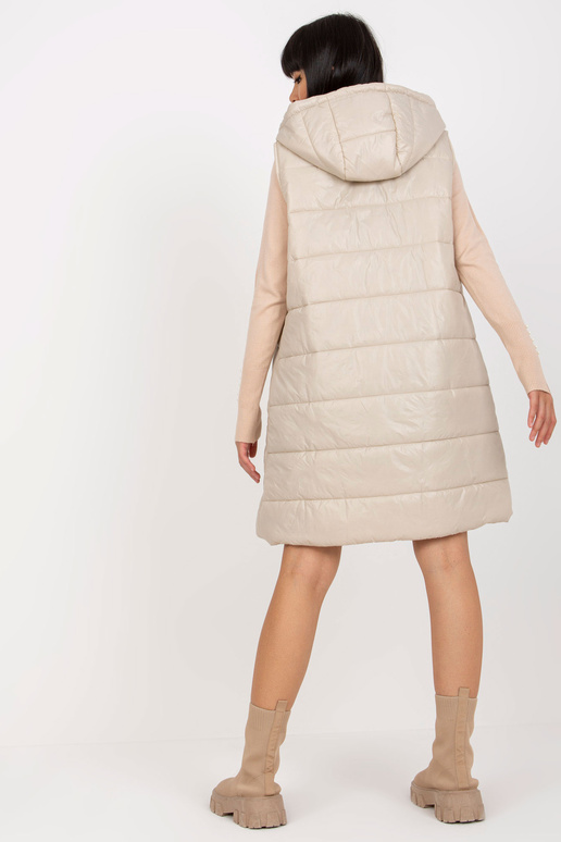 Světle béžová dlouhá prošívaná vesta...