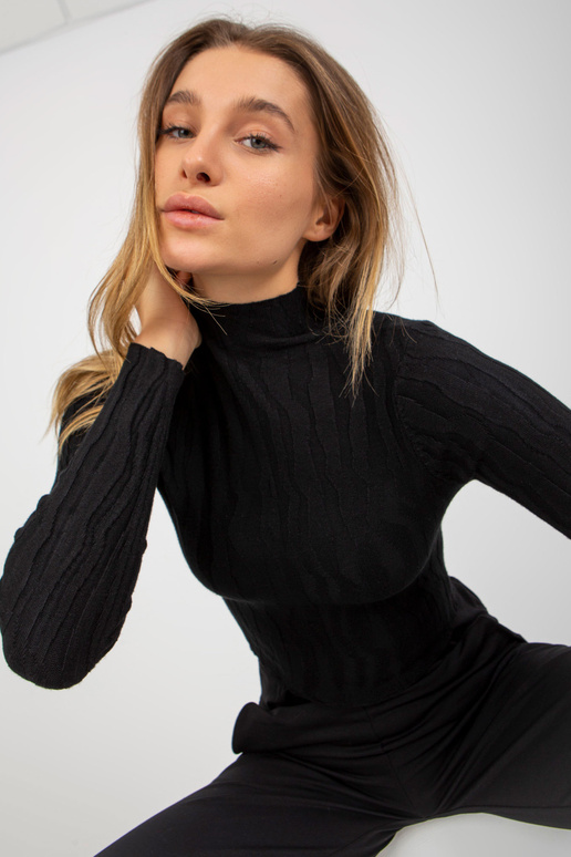 Černý krátký svetr s polovičním...