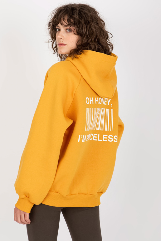 Tmavě žlutá mikina s potiskem na zádech Tmavě žlutá mikina s potiskem na zádech