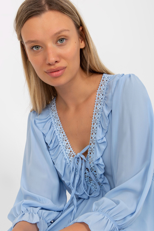 Světle modré minišaty s volánem v...