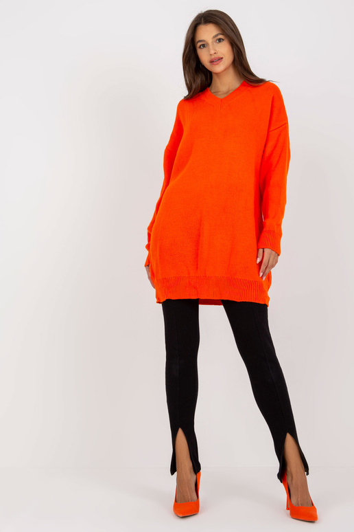 Oranžové pletené šaty s výstřihem do...