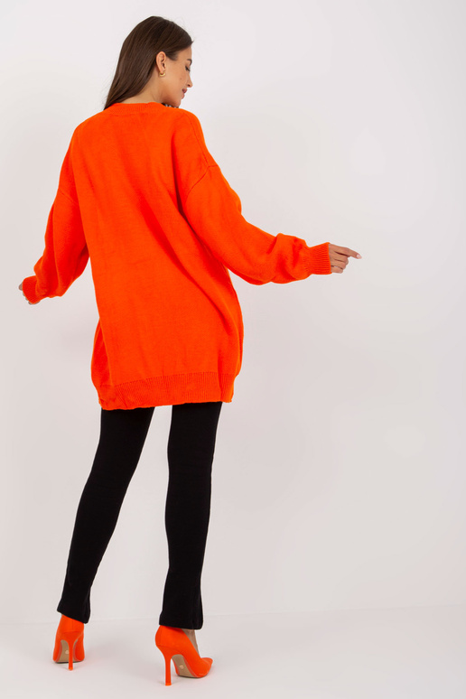 Oranžové pletené šaty s výstřihem do...