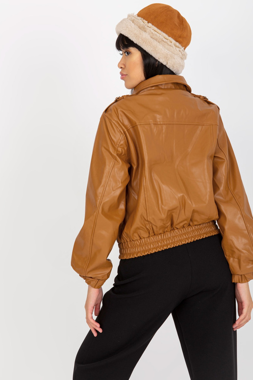 Camel krátká bunda z eko kůže s kapsami