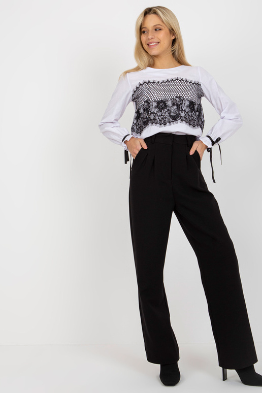 Bílá dámská společenská halenka s...