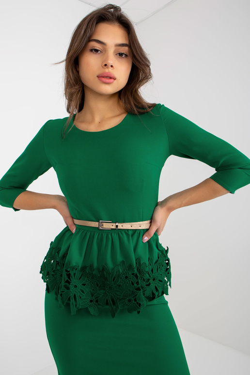 Zelené vypasované koktejlové šaty s...