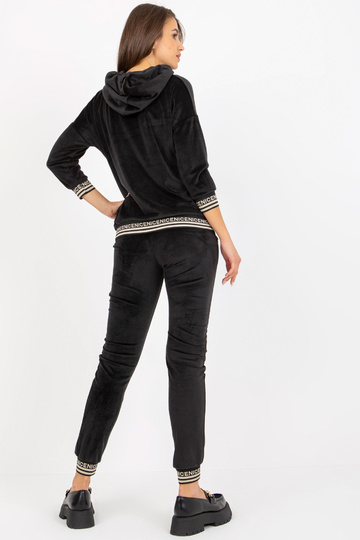 Schwarzes zweiteiliges... 2