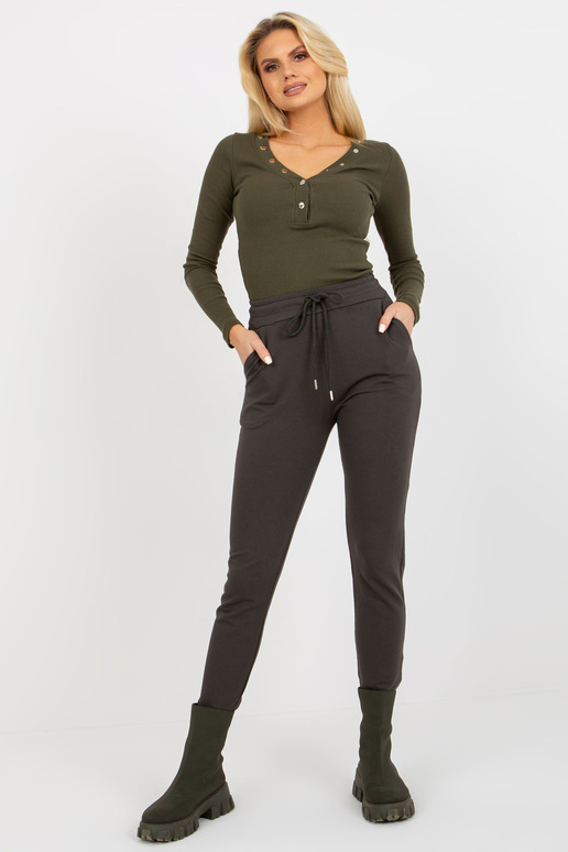 Khaki tepláky basic s vypasovanými...