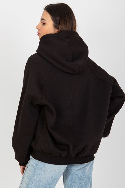 Černá mikina s mikinou a nápisem Debby