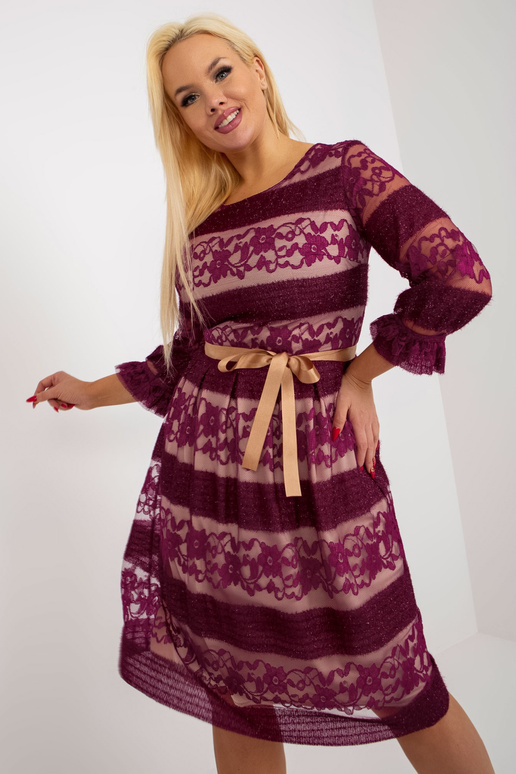 Fialové koktejlové šaty velké...