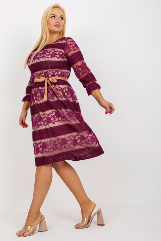 Fialové koktejlové šaty velké...