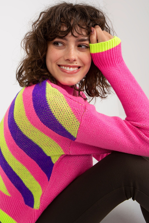 Růžový dámský klasický svetr s...