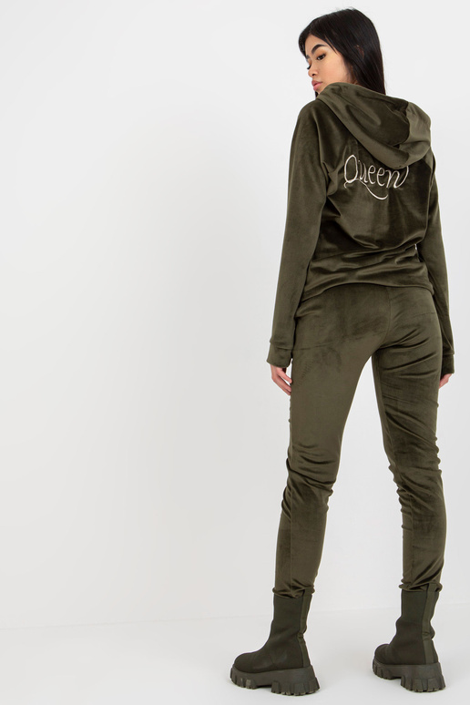 Khaki dvoudílný velurový set s mikinou Khaki dvoudílný velurový set s mikinou