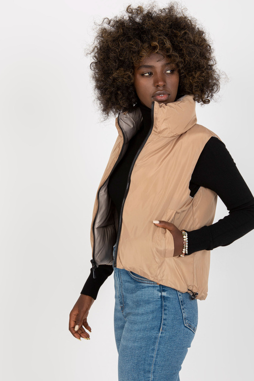 Světle šedá oboustranná péřová vesta...