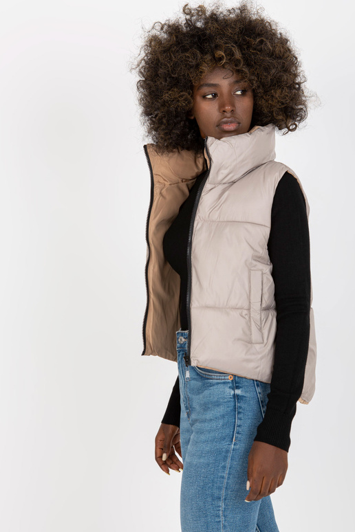 Světle šedá oboustranná péřová vesta...