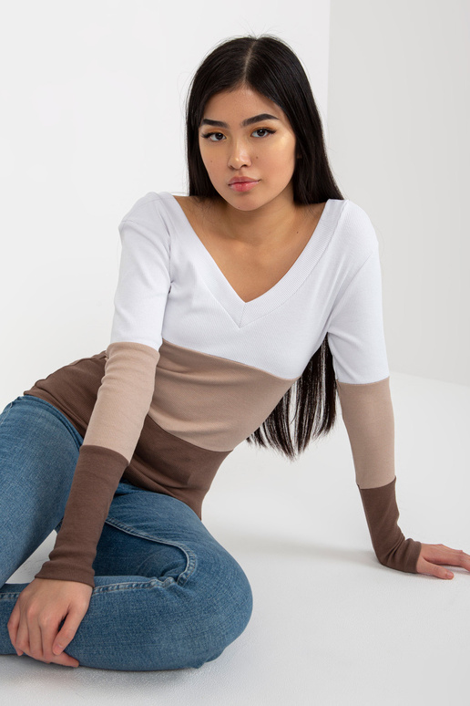 Bílohnědá žebrovaná basic halenka s...