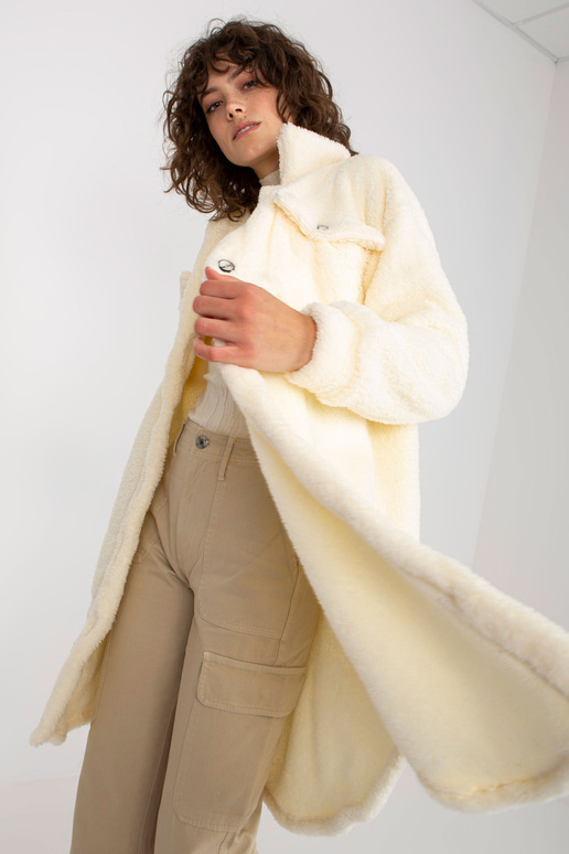 Ecru dlouhá kožešinová košile se... Ecru dlouhá kožešinová košile se...