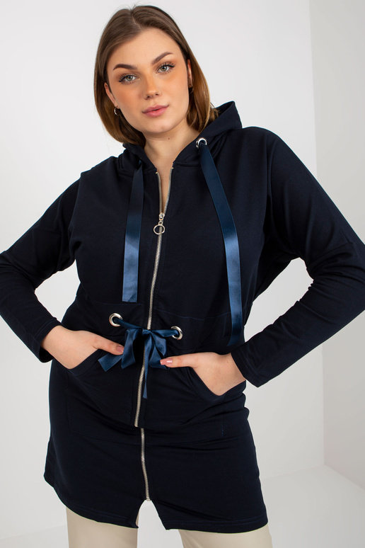 Námořnická modrá dlouhá mikina větší... Námořnická modrá dlouhá mikina větší...