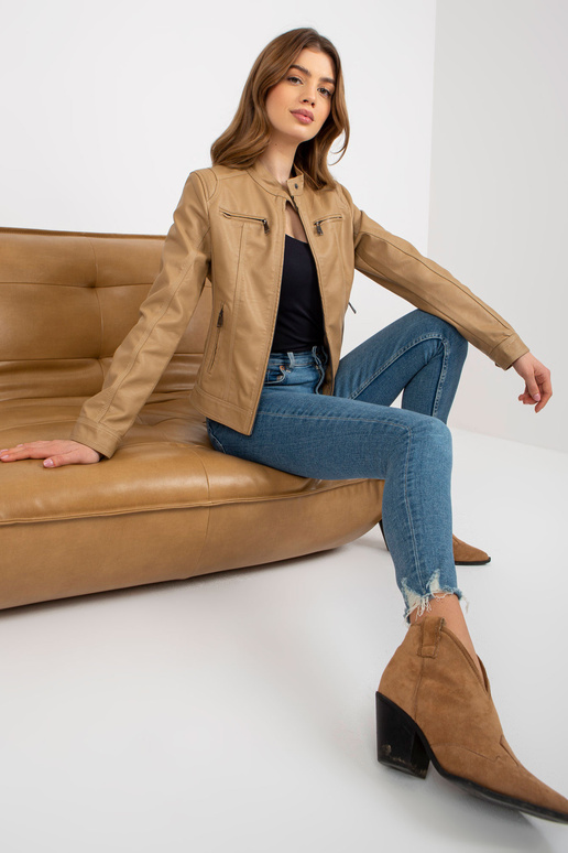 Lehká velbloudí motorkářská bunda z... Lehká velbloudí motorkářská bunda z...