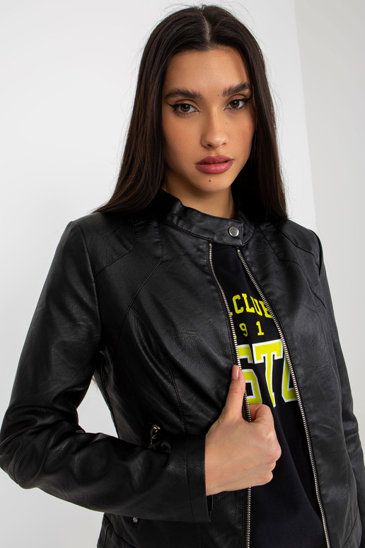 Černá motorkářská bunda z ekokůže s... Černá motorkářská bunda z ekokůže s...