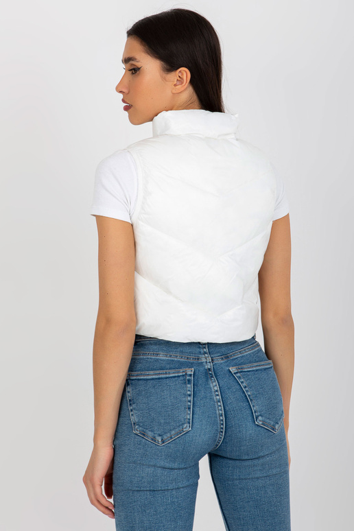 Ecru krátká péřová vesta s prošíváním Ecru krátká péřová vesta s prošíváním